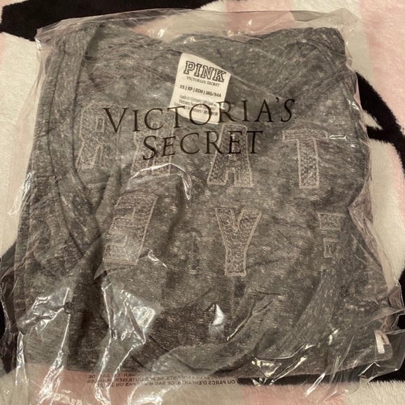 VS Pink Starry Eyed Gray Silver Bling V-Neck Tee - Picture 4 of 5